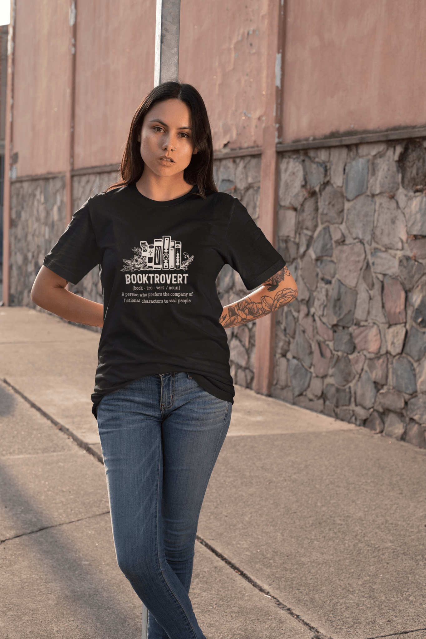 Booktrovert T-Shirt - The Kaleshi Collective